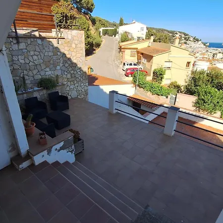Mediterrania 21 Holiday home