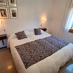 펜션 Mediterrania 21 레스타르티트