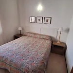 Mediterrania 21 펜션 레스타르티트